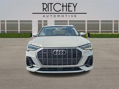 2025 Audi Q3 45 S line Premium Plus