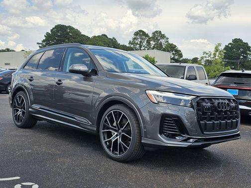 Samurai Gray Metallic 2025 Audi Q7 55 Premium Plus