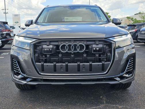 Samurai Gray Metallic 2025 Audi Q7 55 Premium Plus