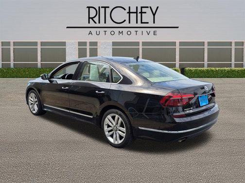 2017 Volkswagen Passat 1.8T SEL Premium
