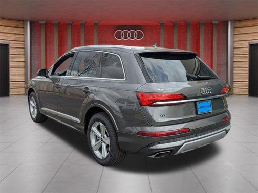 2026 Audi Q7 55 Premium