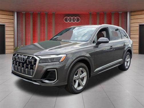 2026 Audi Q7 55 Premium