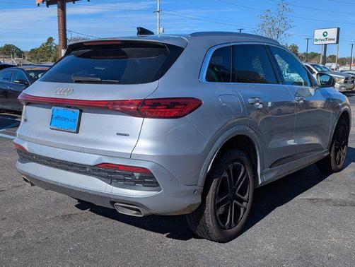 2025 Audi Q5 Premium Plus TFSI quattro S tronic