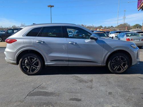 Florett Silver Metallic 2025 Audi Q5 Premium Plus TFSI quattro S tronic