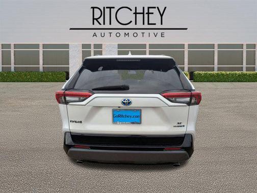 2023 Toyota RAV4 Hybrid SE