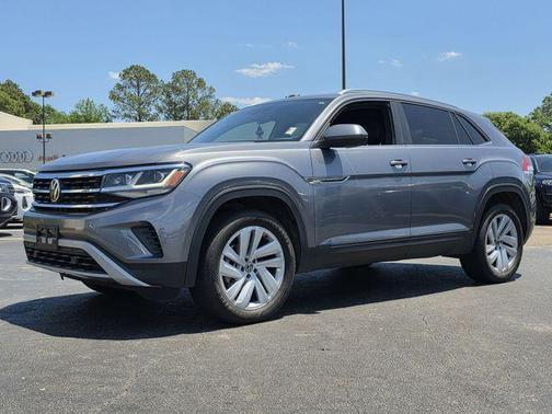 Pyrite Silver Metallic 2023 Volkswagen Atlas Cross Sport 2.0T SE w/Technology