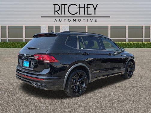 2024 Volkswagen Tiguan 2.0T SE R-Line Black