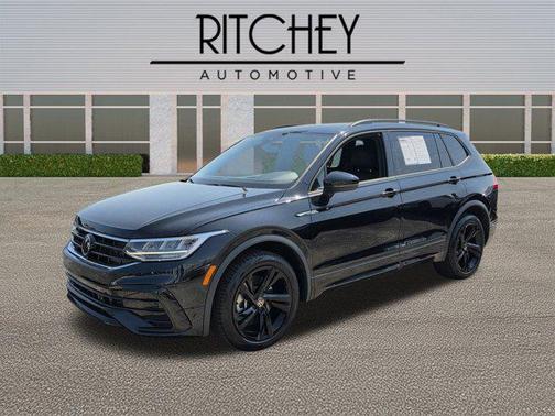 2024 Volkswagen Tiguan 2.0T SE R-Line Black
