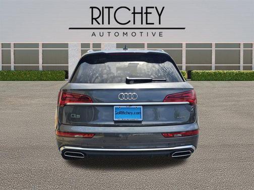 2024 Audi Q5 45 S line Premium Plus