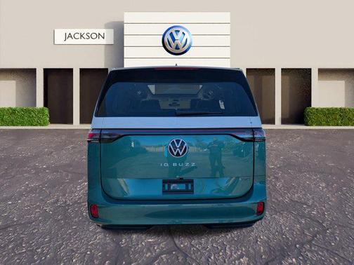 2025 Volkswagen ID. Buzz Pro S Plus with 4MOTION