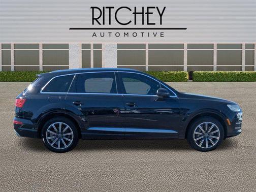 2017 Audi Q7 3.0T Premium