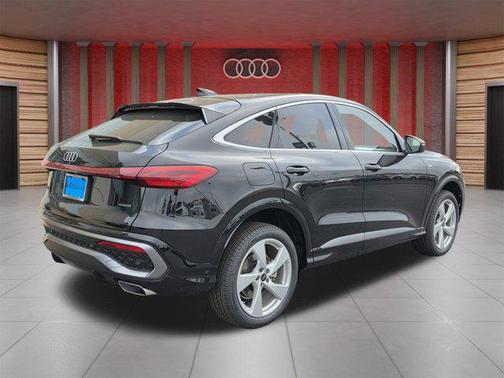 2025 Audi Q5 Premium Plus TFSI quattro S tronic