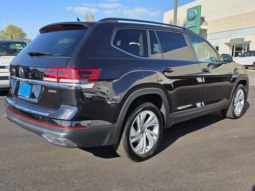 2022 Volkswagen Atlas 2.0T SE w/Technology 4MOTION