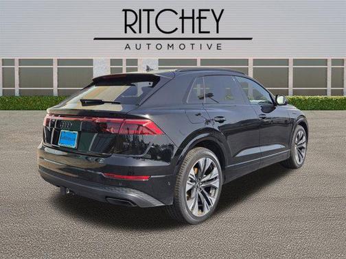 2025 Audi Q8 55 Prestige