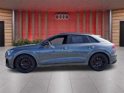 2026 Audi SQ8 4.0T Prestige