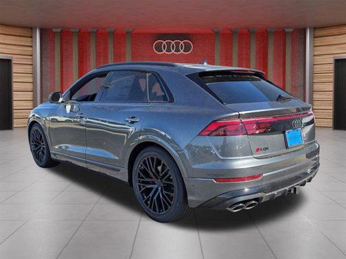 2026 Audi SQ8 4.0T Prestige