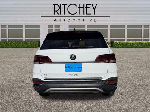 2024 Volkswagen Taos 1.5T SE