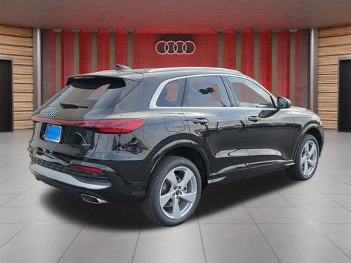 2025 Audi Q5 Premium Plus TFSI quattro S tronic