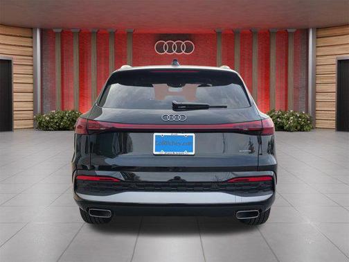 2025 Audi Q5 Premium Plus TFSI quattro S tronic