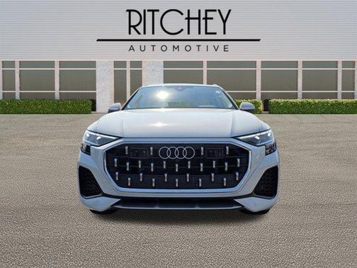 2025 Audi Q8 55 Premium Plus