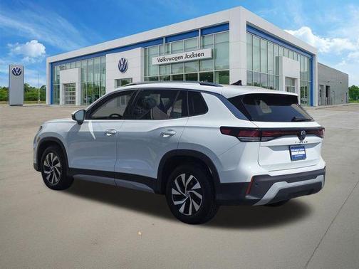 Pure White 2025 Volkswagen Tiguan 2.0T S