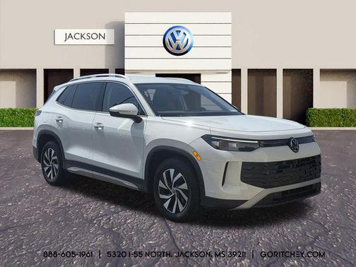 Pure White 2025 Volkswagen Tiguan 2.0T S
