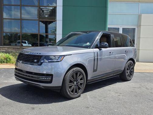 Eiger Grey Metallic 2025 Land Rover Range Rover P550e SE