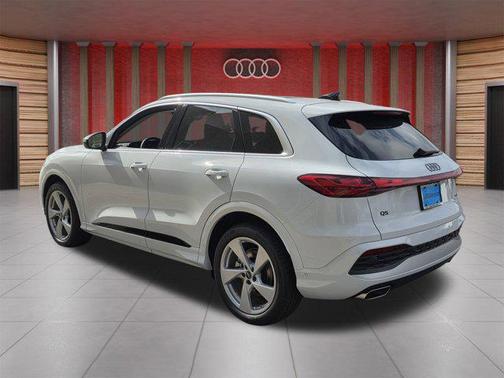 2025 Audi Q5 Prestige TFSI quattro S tronic