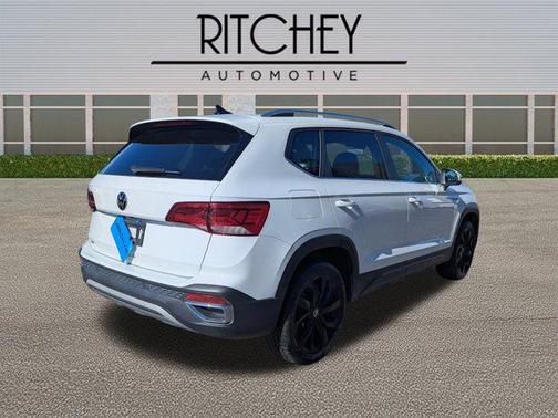 2023 Volkswagen Taos 1.5T SE