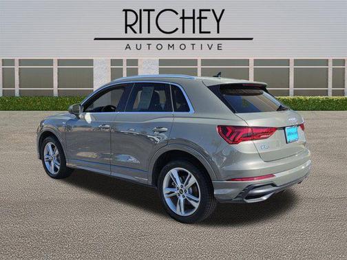 2022 Audi Q3 45 S line Premium Plus