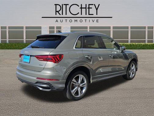 2022 Audi Q3 45 S line Premium Plus