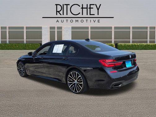 2019 BMW 740 740i