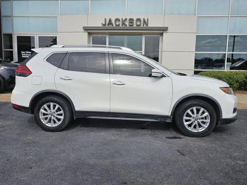 2020 Nissan Rogue SV