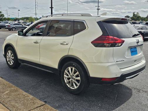 2020 Nissan Rogue SV