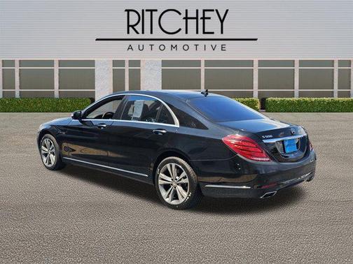 2015 Mercedes-Benz S-Class S 550