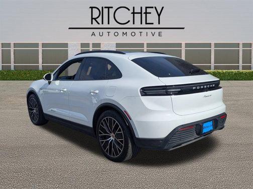 2024 Porsche Macan 4