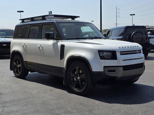 Fuji White 2024 Land Rover Defender 110 P400 X-Dynamic SE