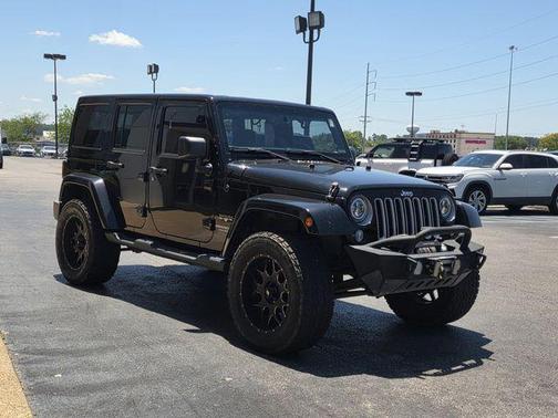 Black Clearcoat 2016 Jeep Wrangler Unlimited Sahara