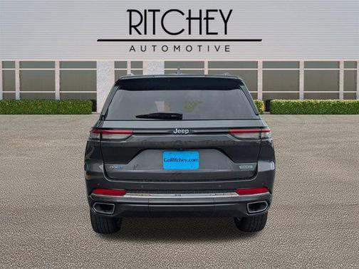 2022 Jeep Grand Cherokee 4xe Overland