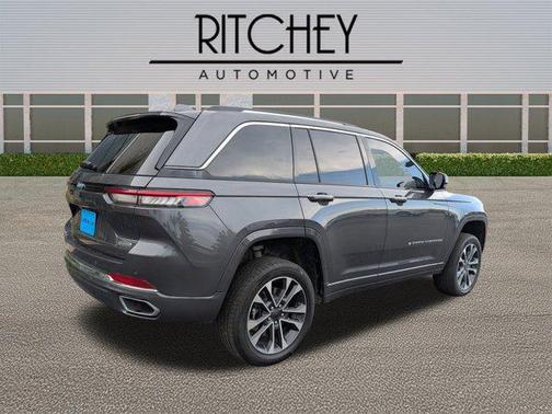 2022 Jeep Grand Cherokee 4xe Overland