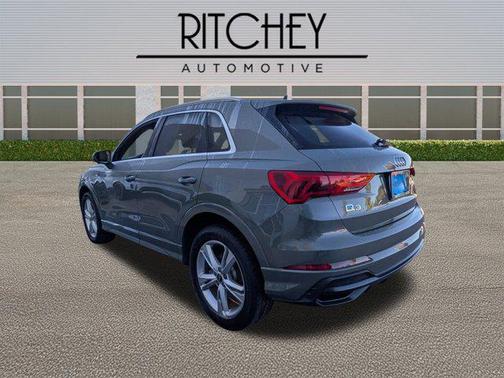 2022 Audi Q3 45 S line Premium Plus