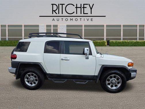 2012 Toyota FJ Cruiser Base