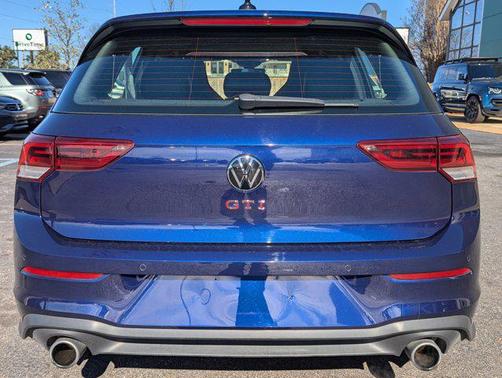 2023 Volkswagen Golf GTI 2.0T SE DSG