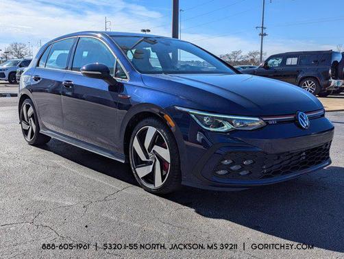2023 Volkswagen Golf GTI 2.0T SE DSG