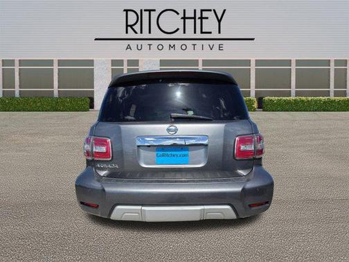 2017 Nissan Armada SV