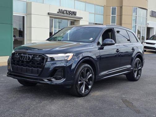 Waitomo Blue Metallic 2025 Audi Q7 55 Premium Plus