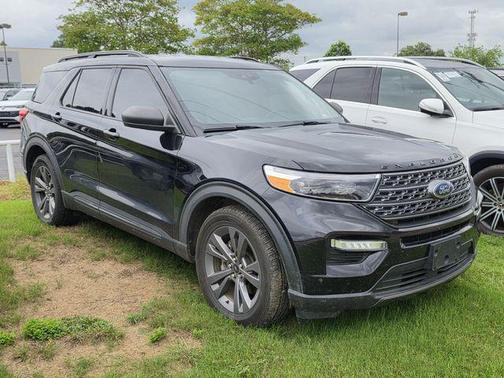 Agate Black Metallic 2021 Ford Explorer XLT