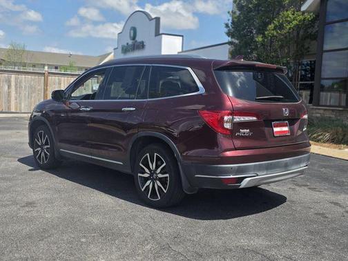 Deep Scarlet Pearl 2021 Honda Pilot Touring 8-Passenger