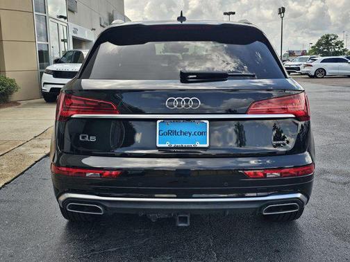 2024 Audi Q5 45 S line Prestige