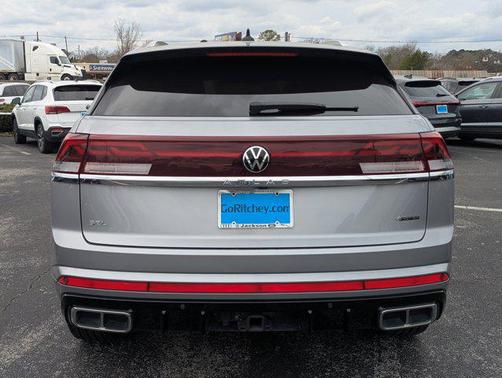 2024 Volkswagen Atlas Cross Sport 2.0T SEL